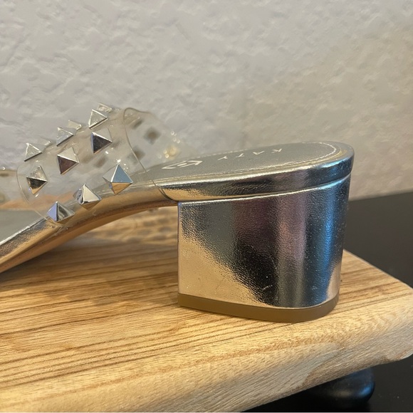 Katy Perry Silver Clear Studded Block Heel Sandals Size: 7.5 Preloved - Picture 9 of 11